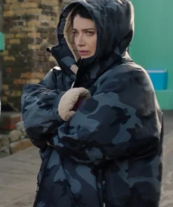 Bad Sisters S02 Eve Hewson Camo Jacket