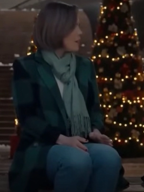 Olivia Santa Tell Me 2024 Erin Krakow Green Cheker Style Trench Coat