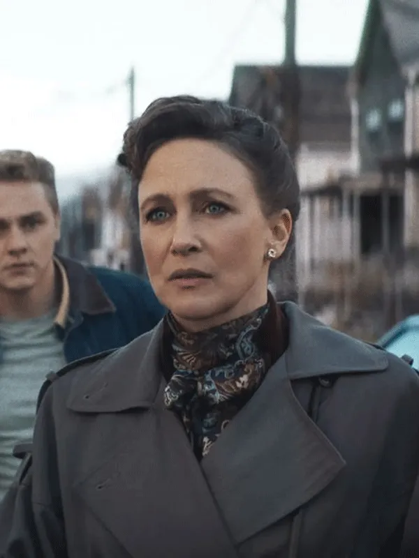 Lorraine Warren Movie The Conjuring Last Rites 2025 Vera Farmiga Coat