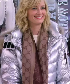 Caroline Channing 2 Broke Girls S04 Beth Behrs Silver Hooded Puffer Jacket